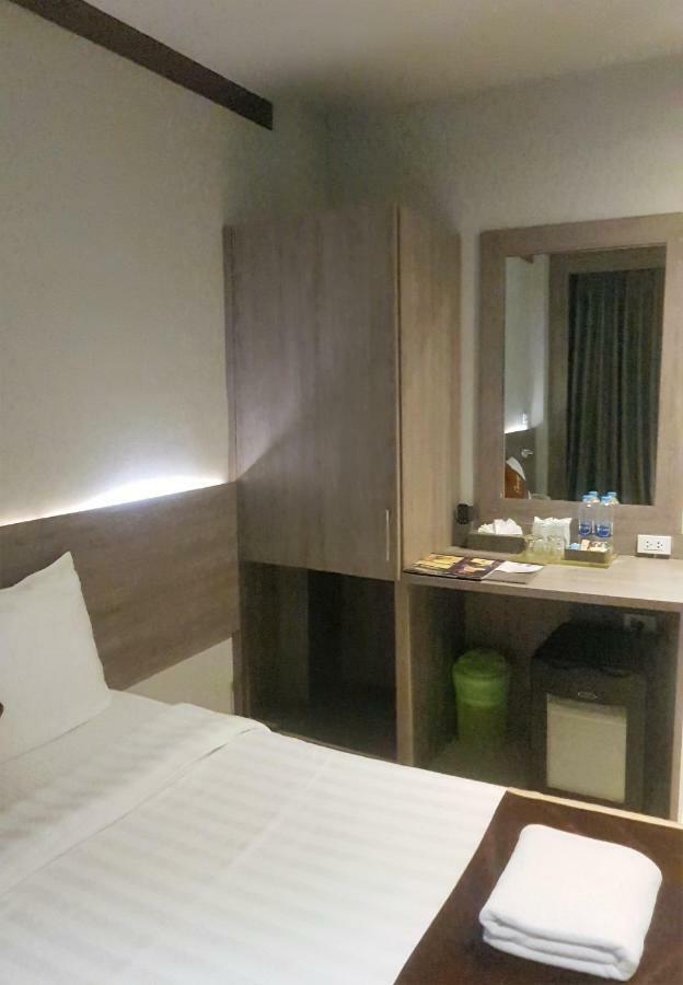 Rooms Republic Hotel Ao Nang Beach Bagian luar foto